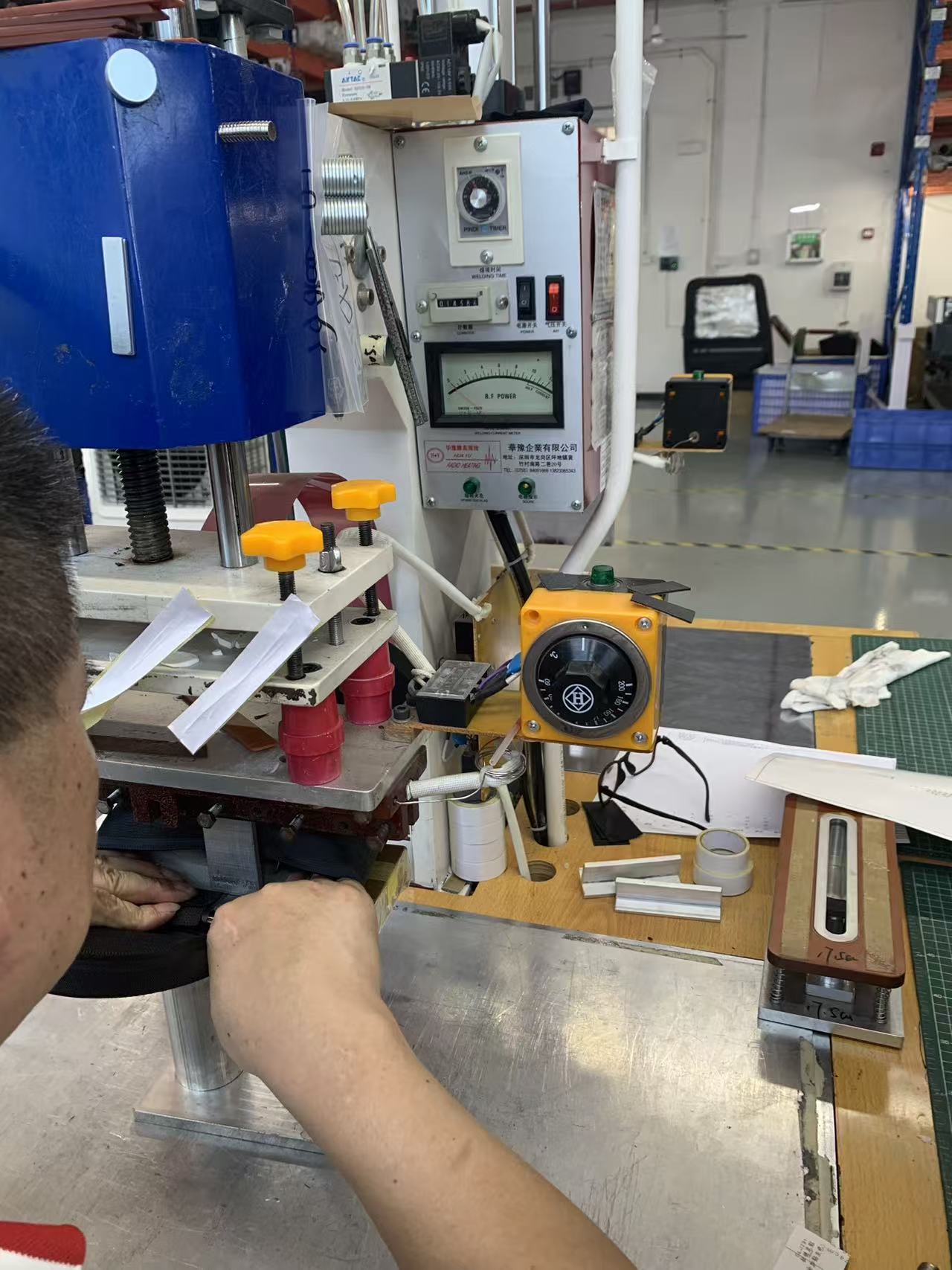 Inside the Factory: Hvordan vi sveiser, syr og tester kjøleposer